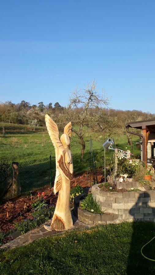 Gastezimmer In Traumhafter Lage Neben Der Kurstadt Oberthulba Exterior foto